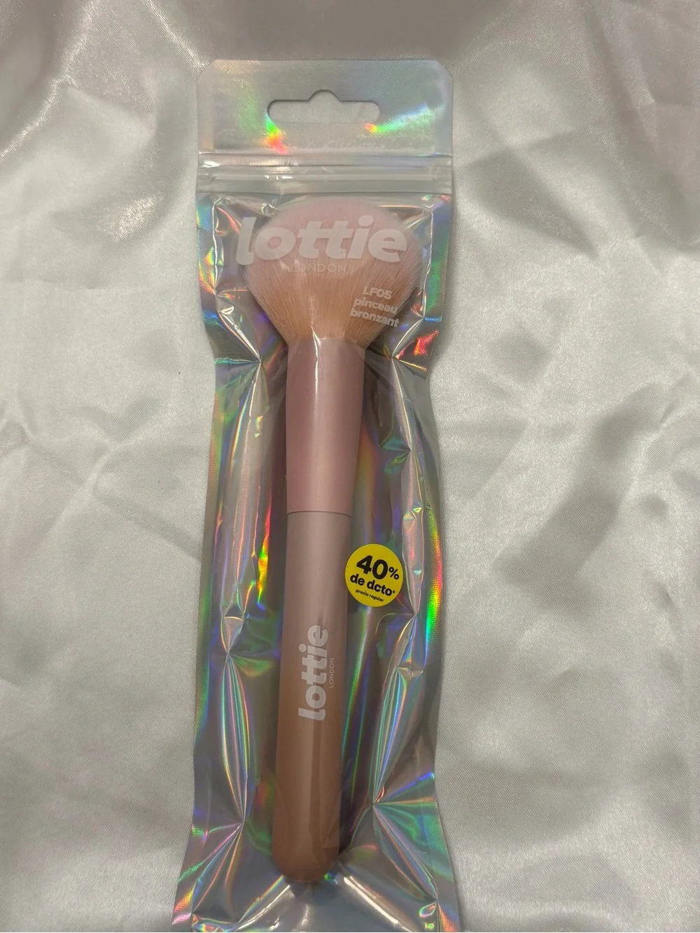 Lottie Tapered Bronzer Brush 100% Vegan LF05 Light Pink Color NEW